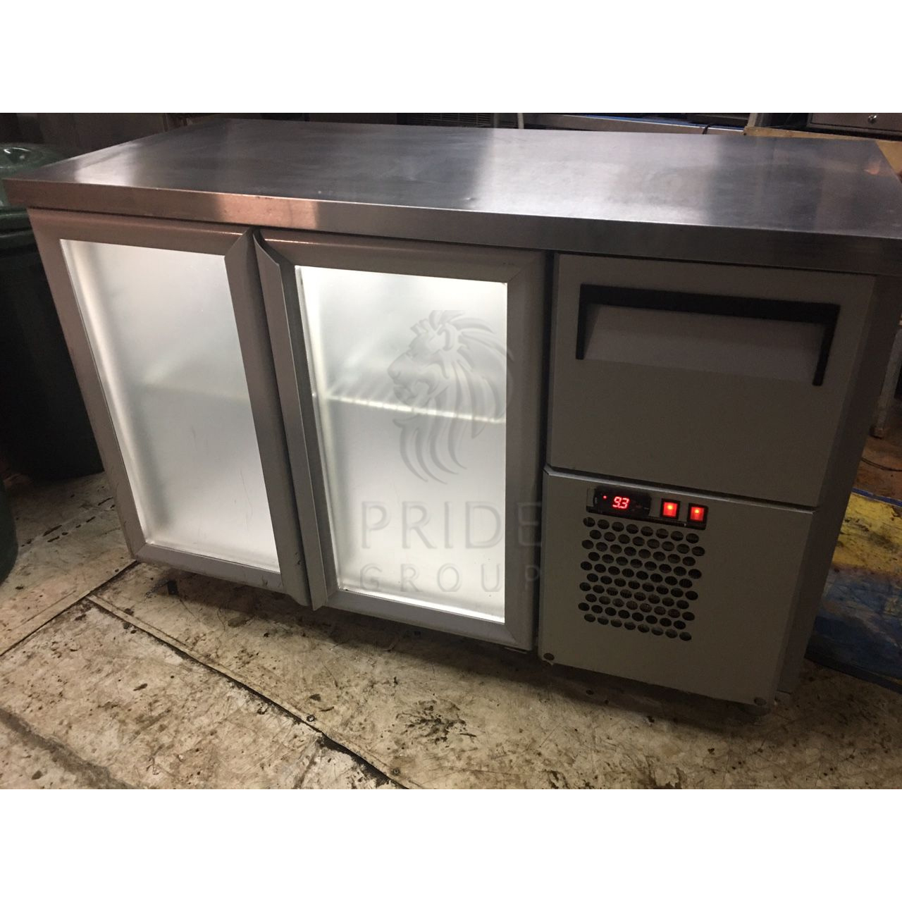 Холодильный барный стол T57 M3-1-G X7 9006-19 (BAR-360С Carboma)